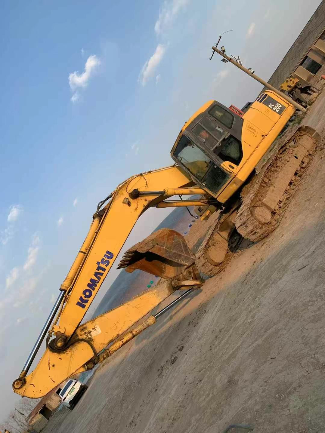 Buy Komatsu PW200-7 Used Excavator / 4 Used Komatsu PW200-7 Excavator 2016 Model / 4