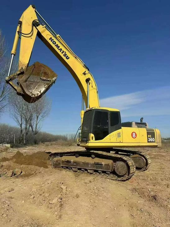 Buy Komatsu PC60 Used Excavator / 1