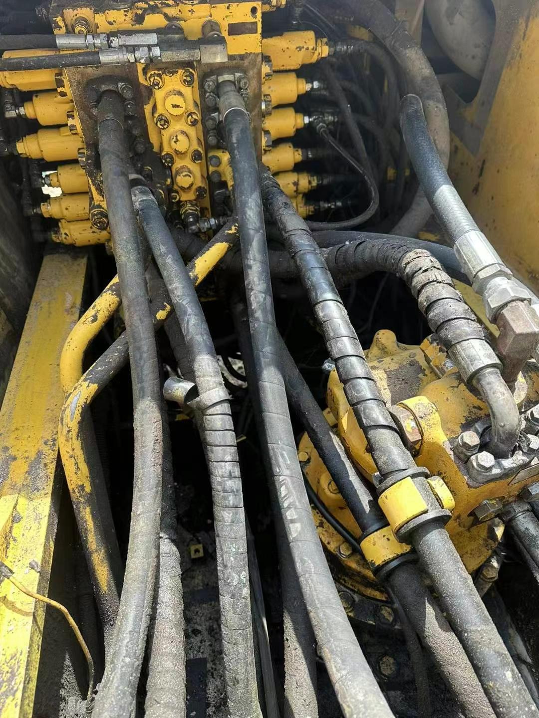 Buy Komatsu PC200-8 Used Excavator / 7 Used Komatsu PC200-8 Excavator 2012 Model / 7