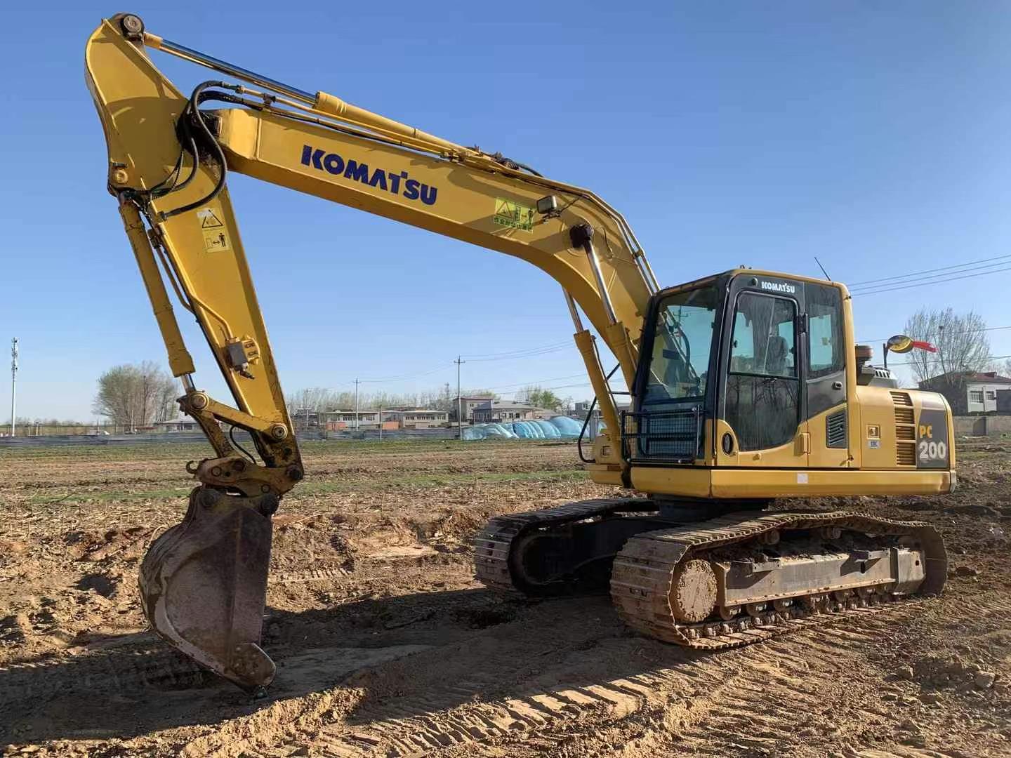 Buy Komatsu PC60 Used Excavator / 5 Used Komatsu PC60 Excavator 2016 Model / 5