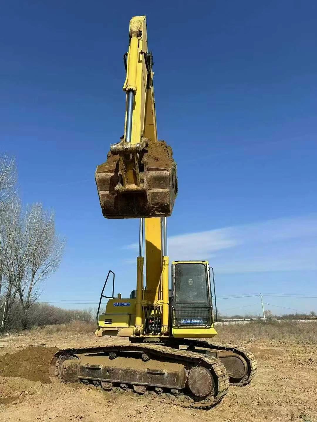 Buy Komatsu PC60 Used Excavator / 2 Used Komatsu PC60 Excavator 2016 Model / 2