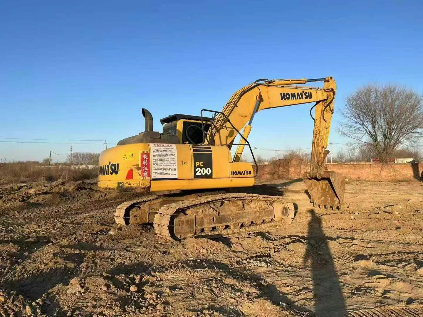 Buy Komatsu PC200 Used Excavator / 2 Used Komatsu PC200 Excavator 2016 Model / 2