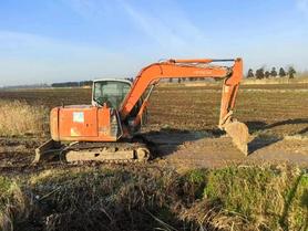 Buy Hitachi ZX60 Used Excavator / 4 Used Hitachi ZX60 Excavator 2010 Model / 4
