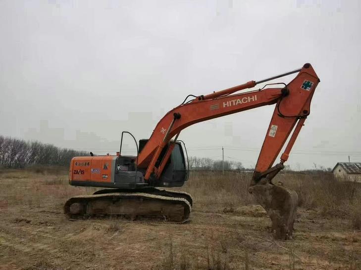 Buy Hitachi ZAXIS200 Used Excavator / 1