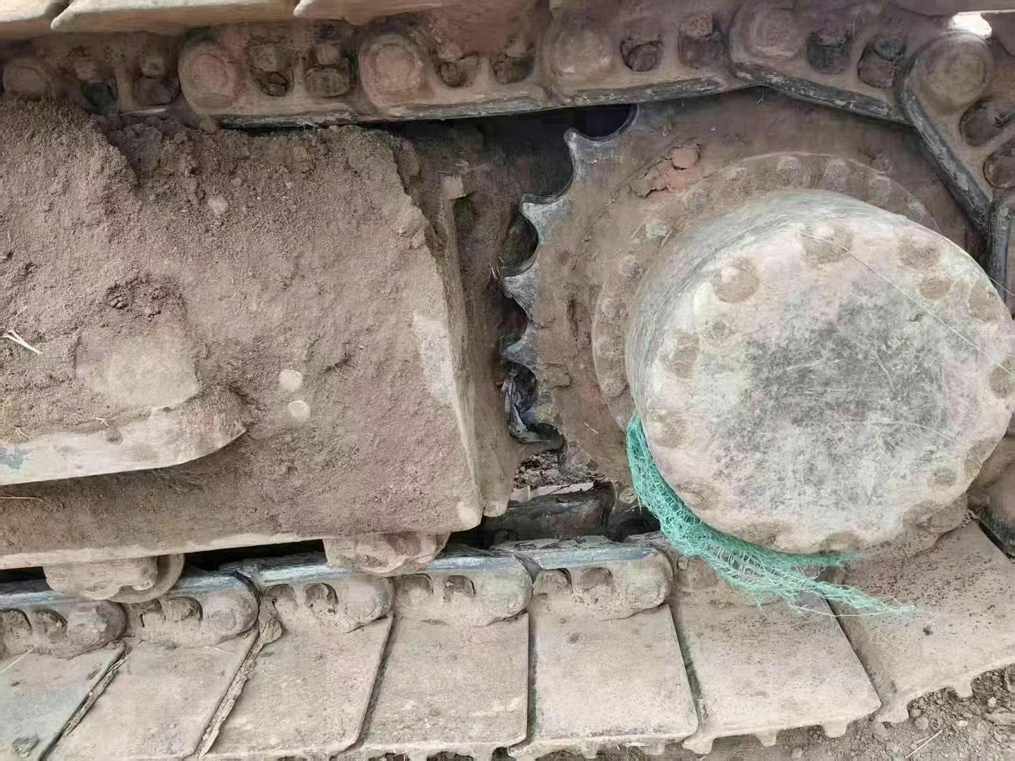 Buy Hitachi ZAXIS200 Used Excavator / 8 Used Hitachi ZAXIS200 Excavator 2016 Model / 8