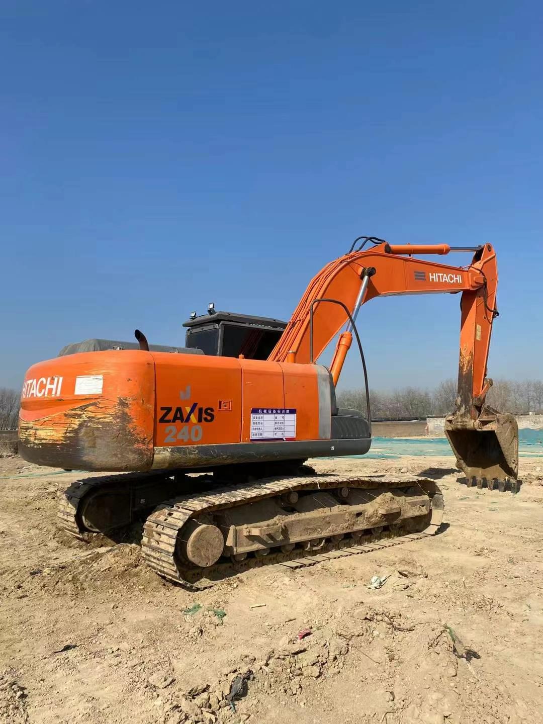 Buy Hitachi ZX240 Used Excavator / 2 Used Hitachi ZX240 Excavator 2016 Model / 2