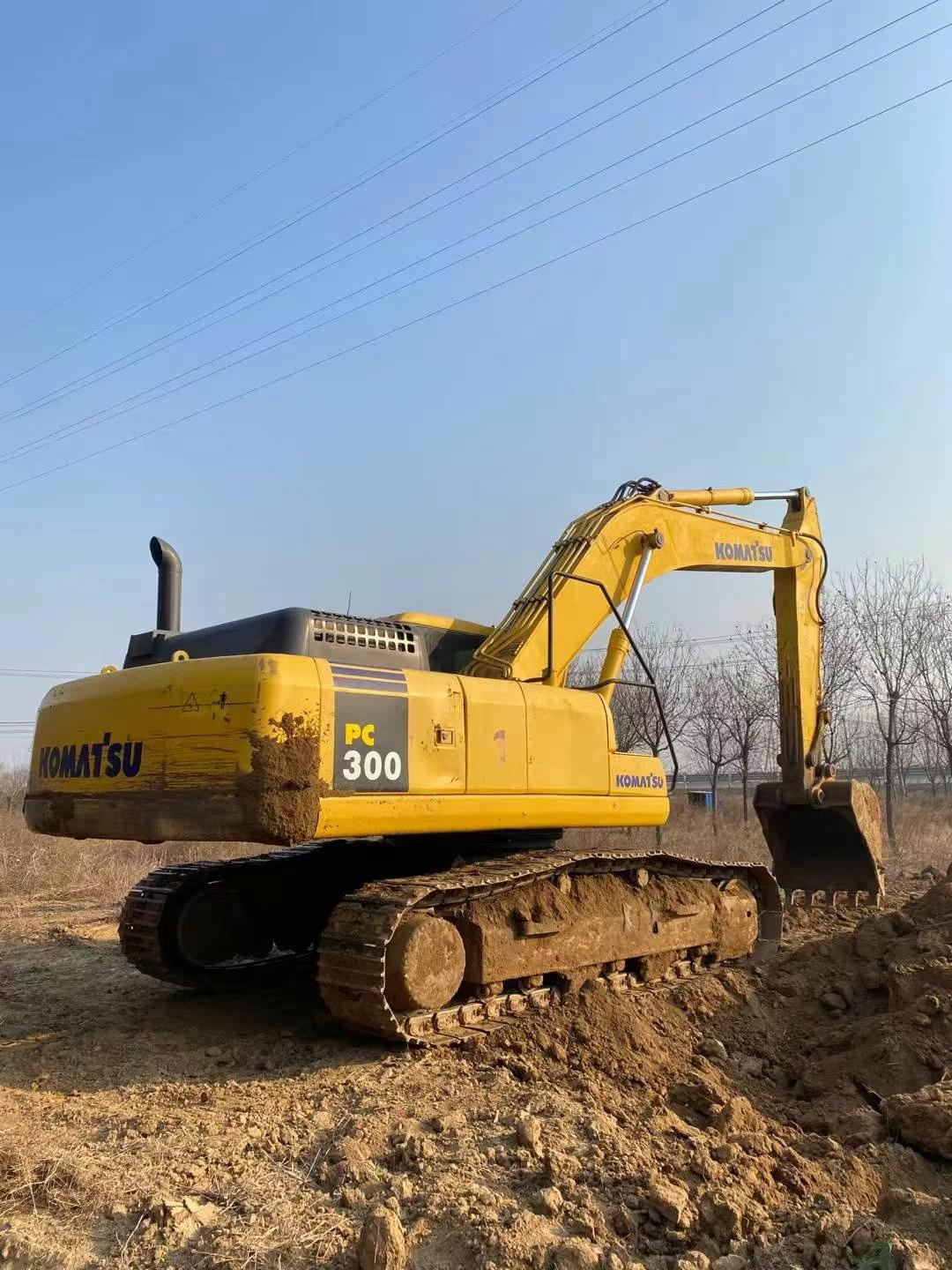 Buy Komatsu PC300 Used Excavator / 9 Used Komatsu PC300 Excavator 2016 Model / 9