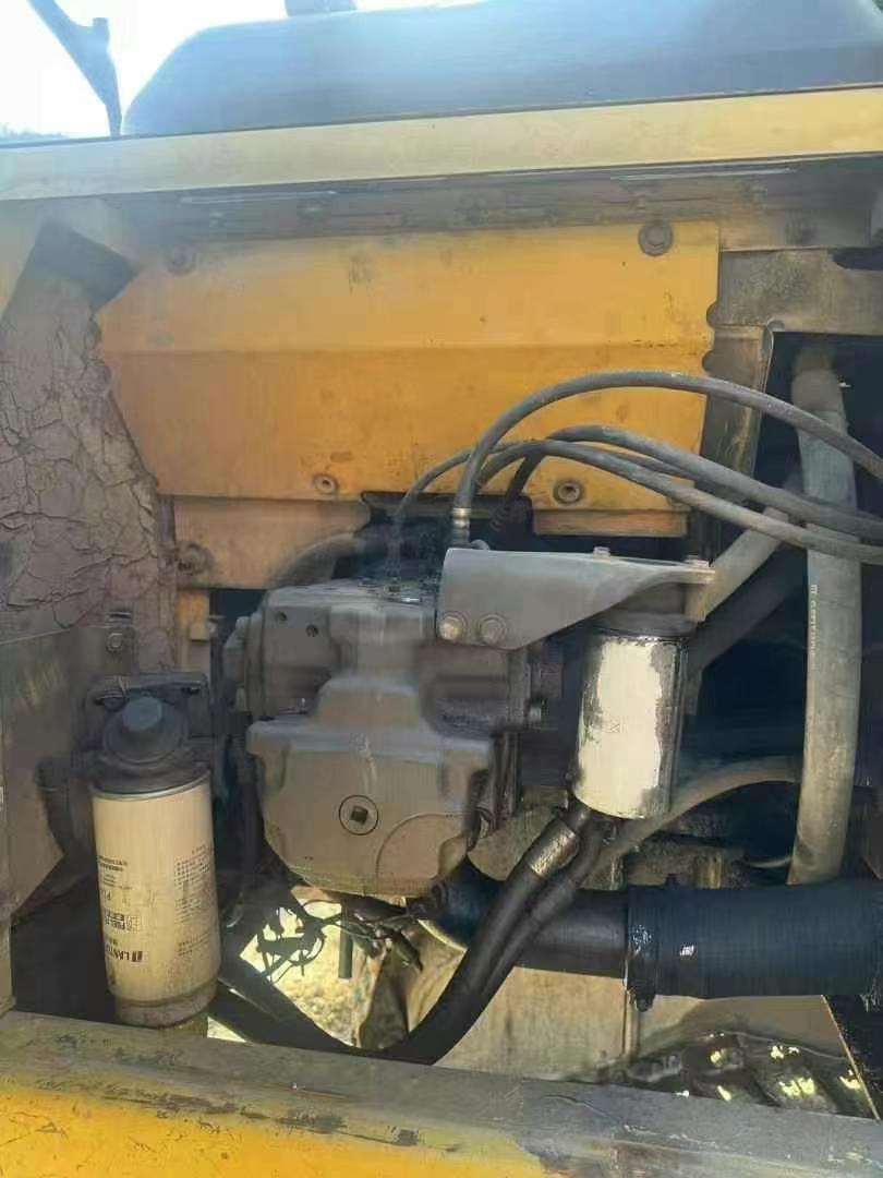 Buy Komatsu PC200-8 Used Excavator / 5 Used Komatsu PC200-8 Excavator 2010 Model / 5