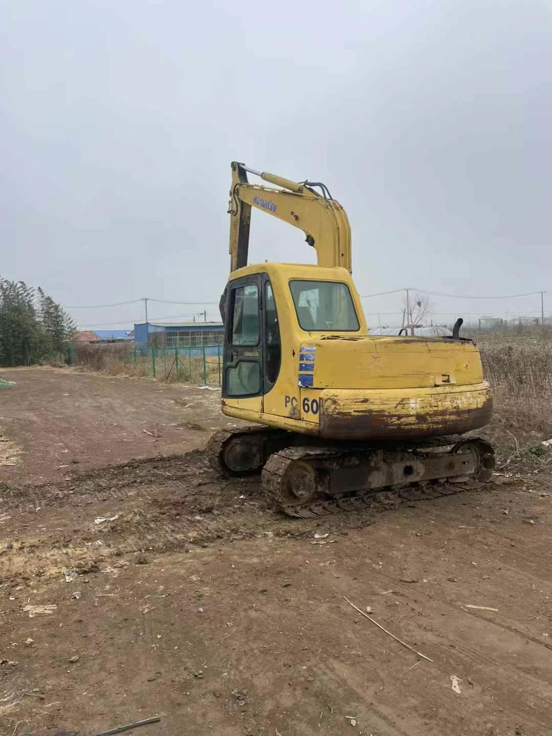 Buy Komatsu PC60-7 Used Excavator / 3 Used Komatsu PC60-7 Excavator 2016 Model / 3