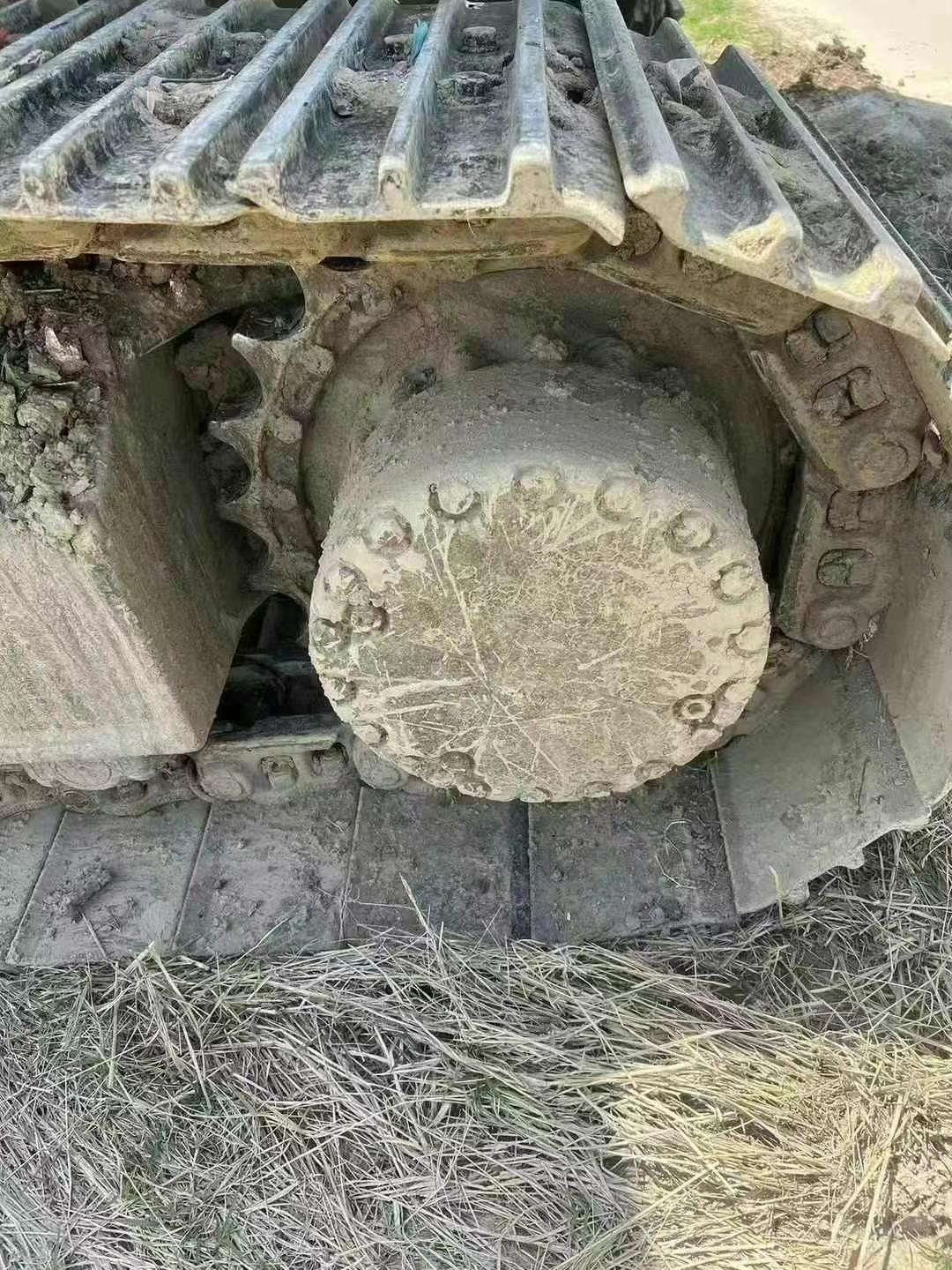 Buy Komatsu PC200-8 Used Excavator / 7 Used Komatsu PC200-8 Excavator 2010 Model / 7