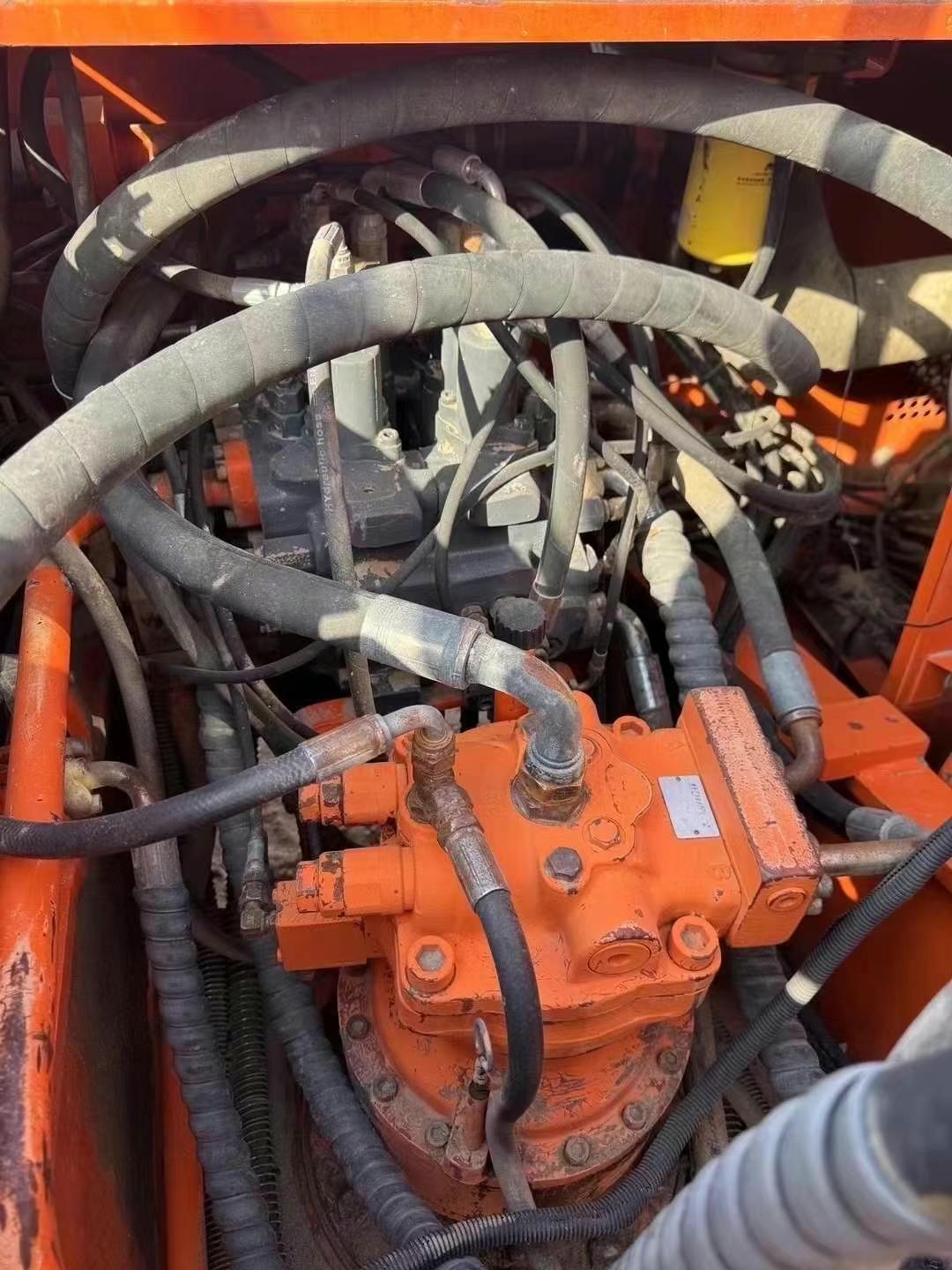 Buy Doosan DH220 Used Excavator / 5 Used Doosan DH220 Excavator 2011 Model / 5