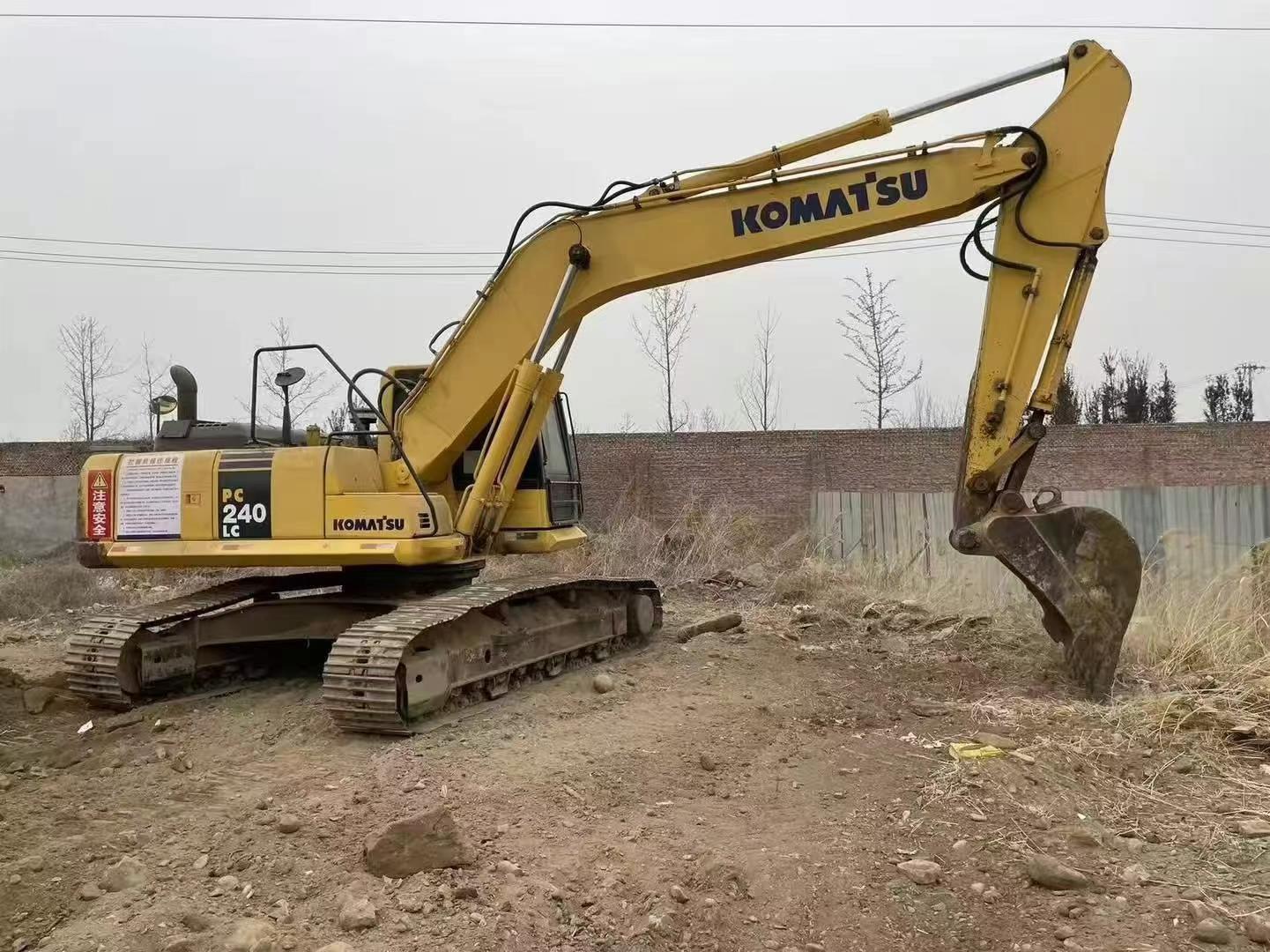 Buy Komatsu PC240-11M0 Used Excavator / 3 Used Komatsu PC240-11M0 Excavator 2016 Model / 3