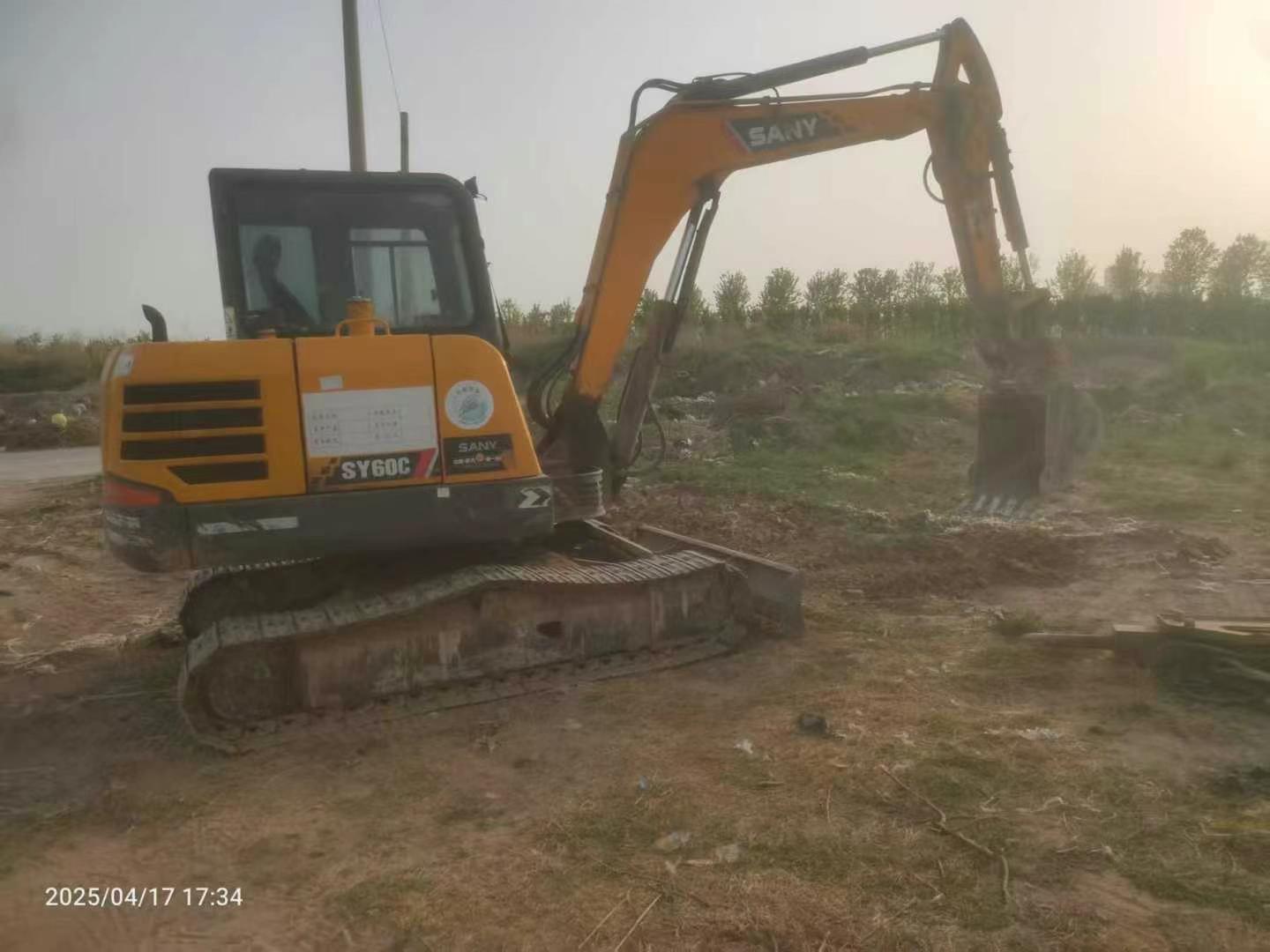Buy Sany SY60 Used Excavator / 1
