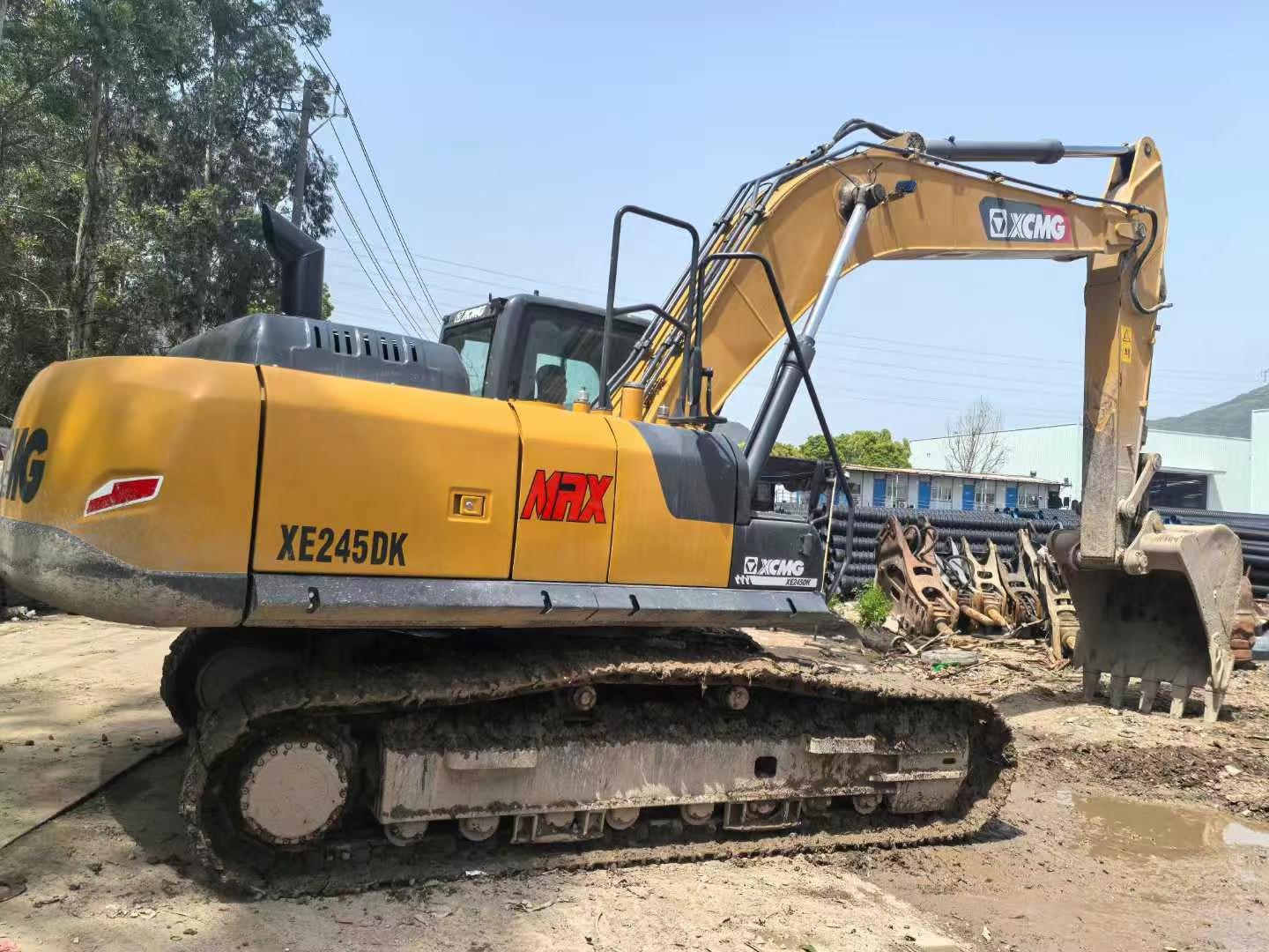 Buy XCMG XE3000 Used Excavator / 4 Used XCMG XE3000 Excavator 2021 Model / 4