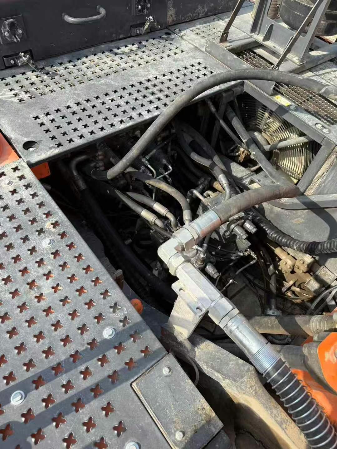 Buy Doosan DX500 Used Excavator / 9 Used Doosan DX500 Excavator 2020 Model / 9