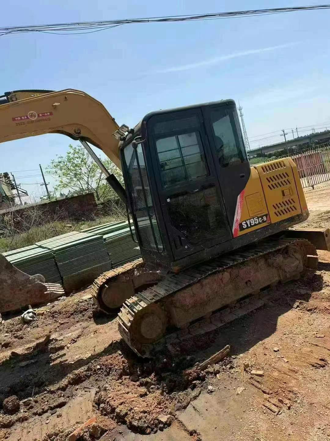 Buy Sany SY75 Used Excavator / 1