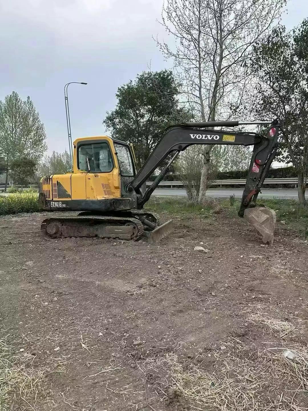 Buy Volvo EW55 Used Excavator / 3 Used Volvo EW55 Excavator 2016 Model / 3