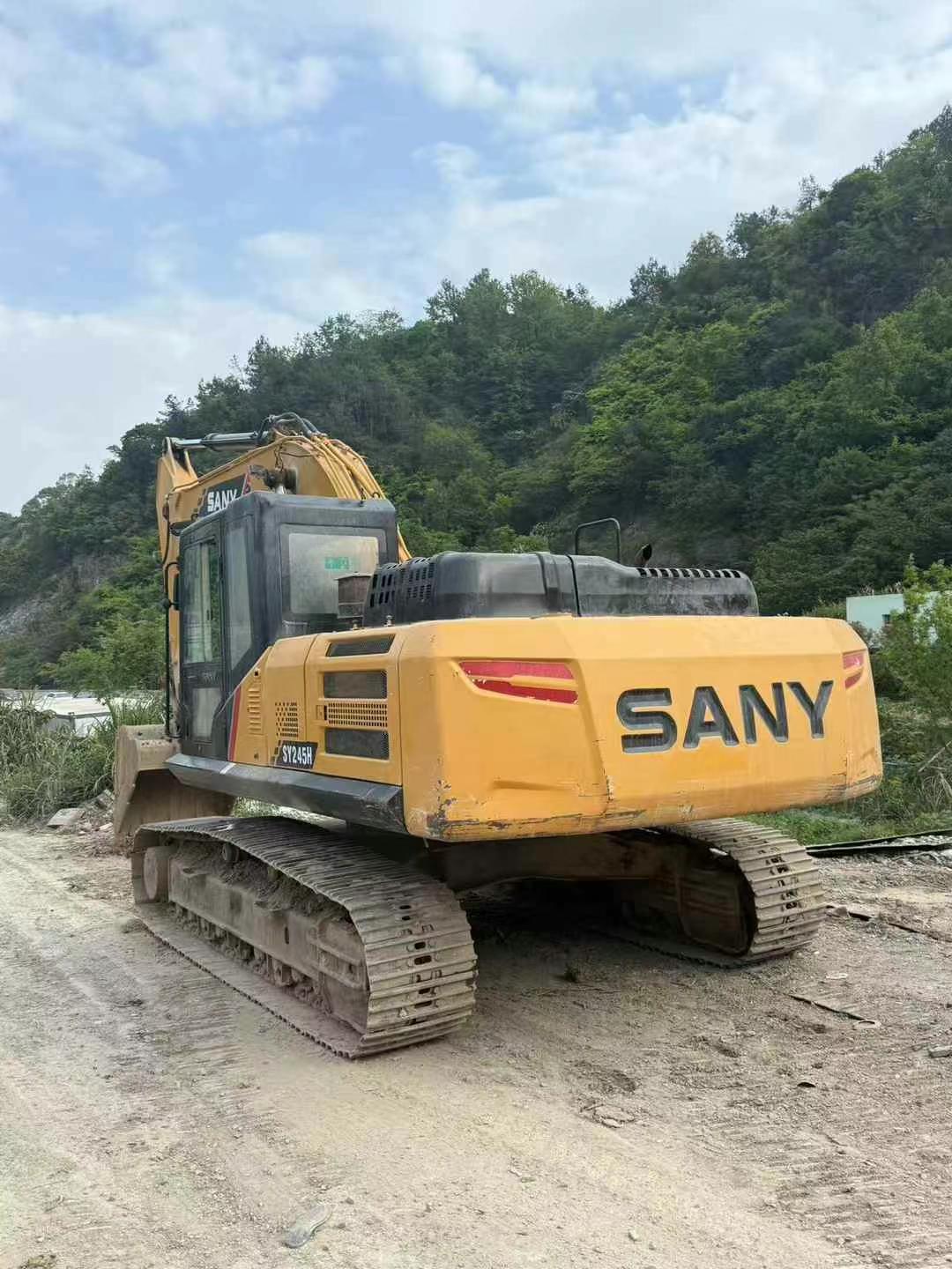 Buy Sany SY245H Used Excavator / 2 Used Sany SY245H Excavator 2020 Model / 2