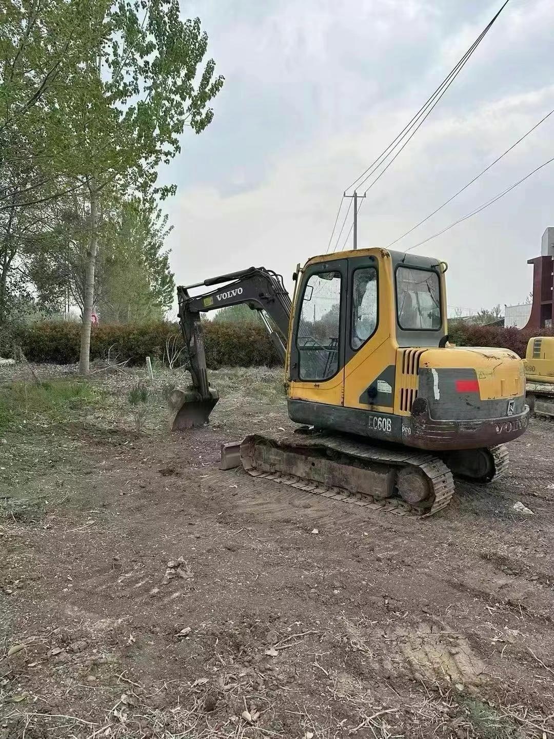 Buy Volvo EW55 Used Excavator / 2 Used Volvo EW55 Excavator 2016 Model / 2