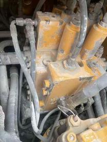 Buy Hyundai R215-7 Used Excavator / 8 Used Hyundai R215-7 Excavator 2013 Model / 8