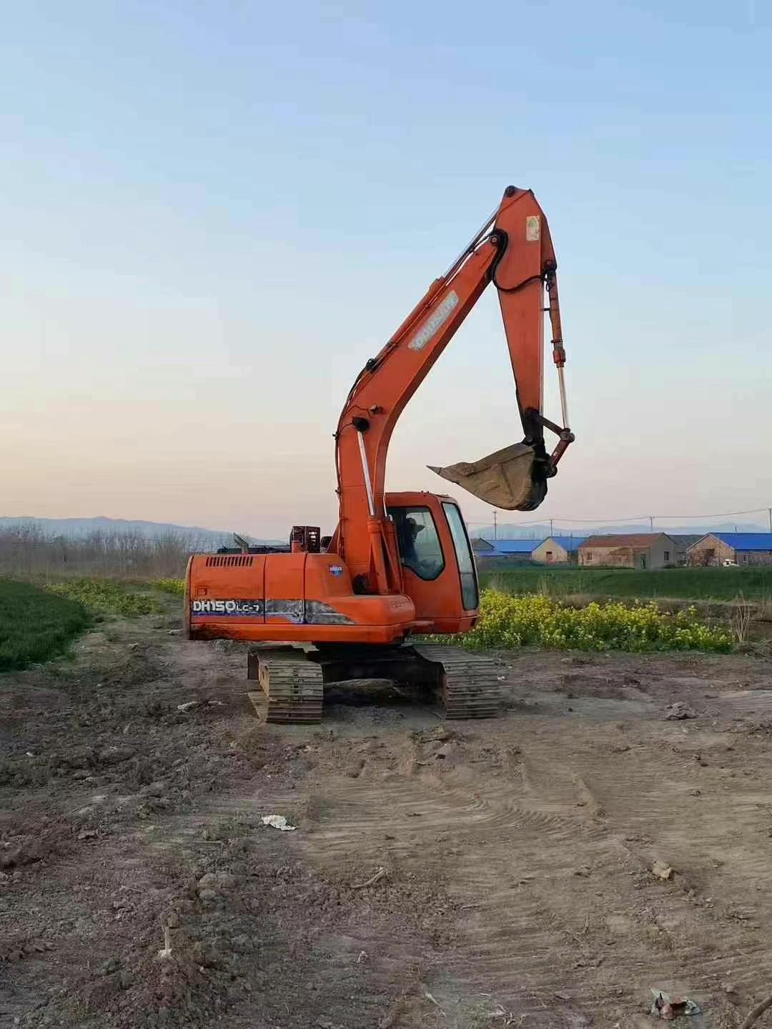 Buy Doosan DX15 Used Excavator / 3 Used Doosan DX15 Excavator 2016 Model / 3