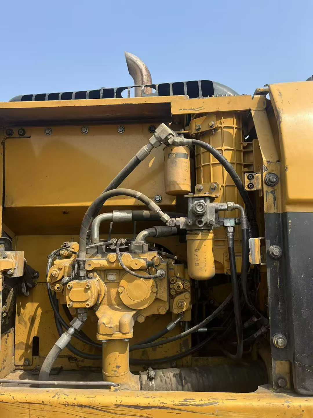 Buy Caterpillar 320D Used Excavator / 5 Used Caterpillar 320D Excavator 2011 Model / 5