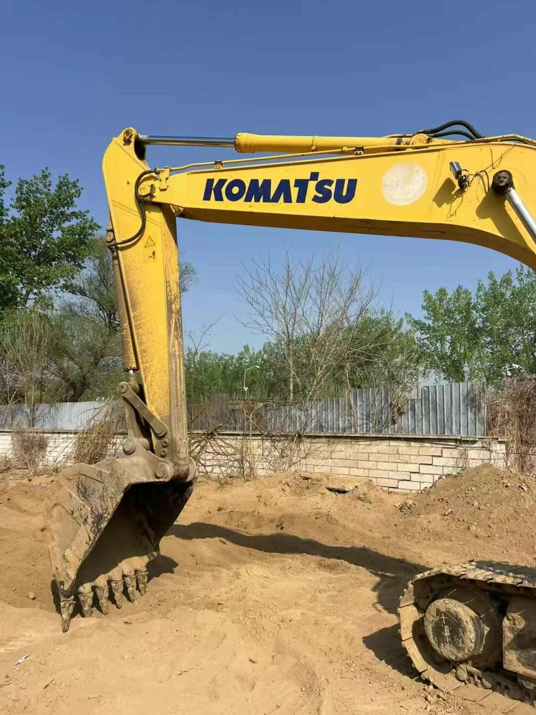 Buy Komatsu PC210 Used Excavator / 7 Used Komatsu PC210 Excavator 2016 Model / 7