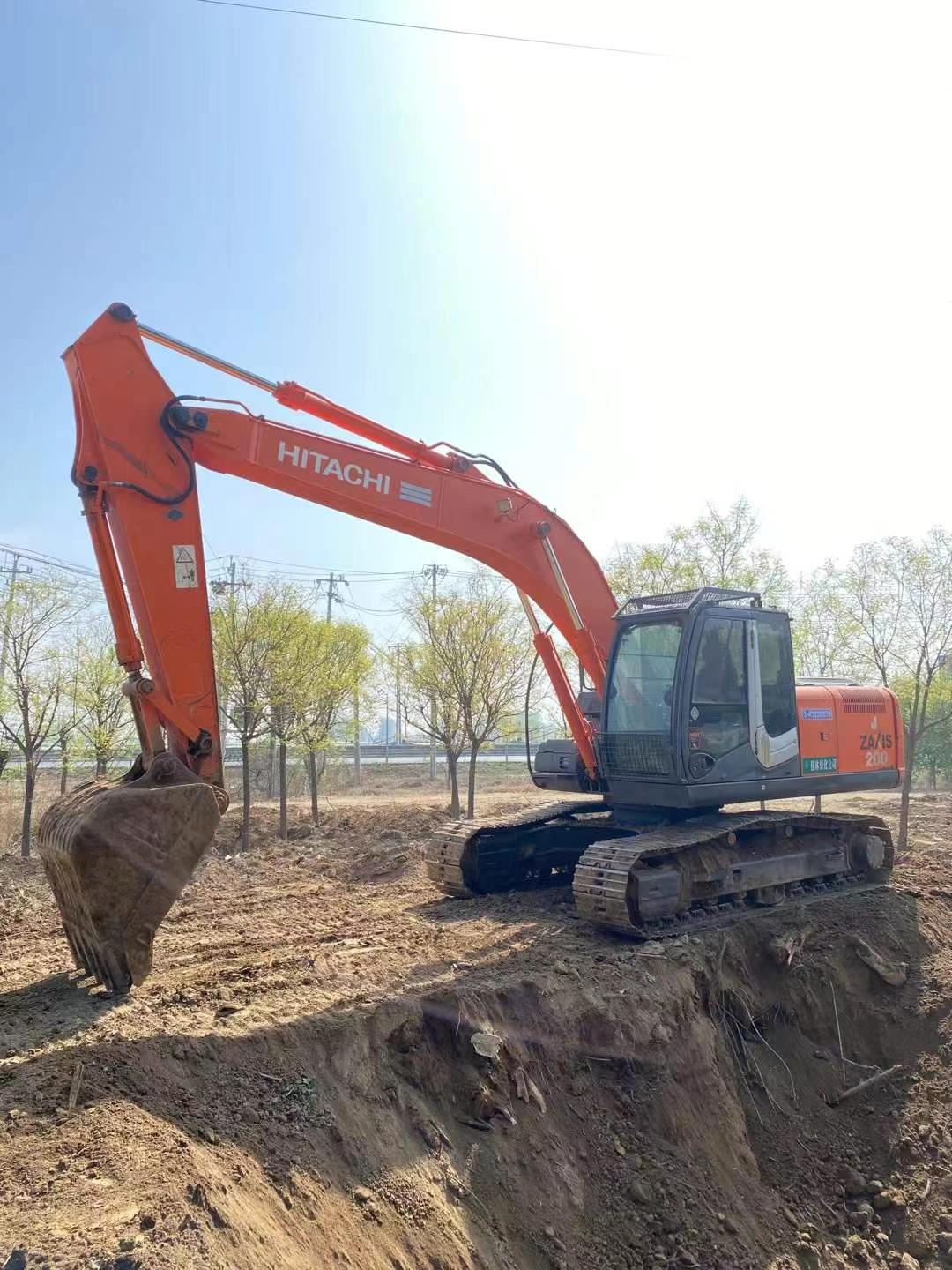 Buy Hitachi ZAXIS200 Used Excavator / 8 Used Hitachi ZAXIS200 Excavator 2016 Model / 8