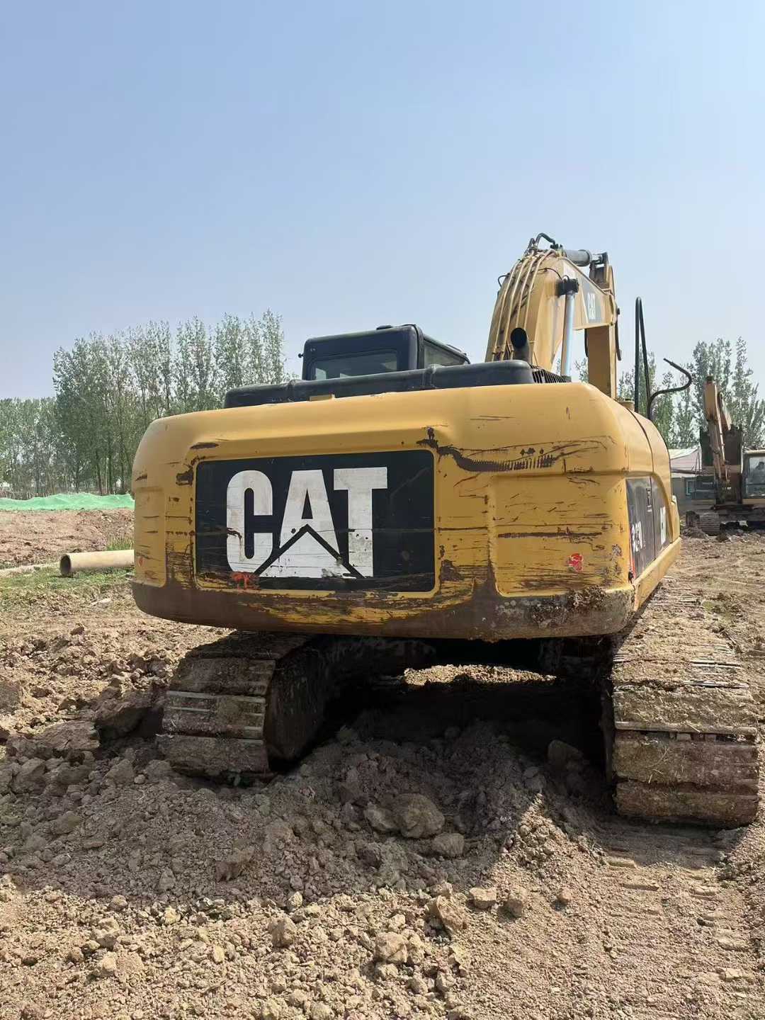 Buy Caterpillar 320D Used Excavator / 8 Used Caterpillar 320D Excavator 2011 Model / 8