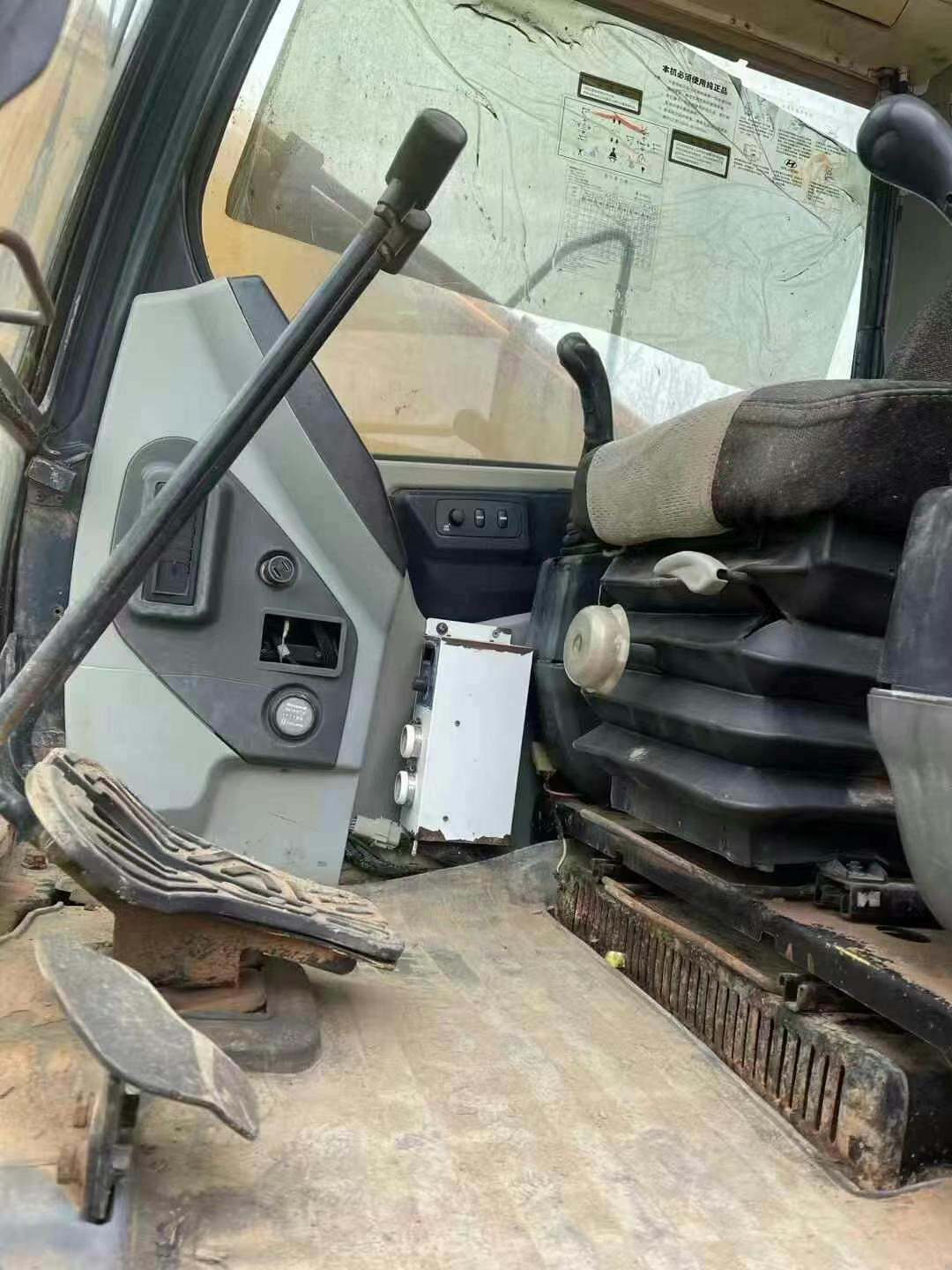 Buy Hyundai R215-7 Used Excavator / 4 Used Hyundai R215-7 Excavator 2013 Model / 4