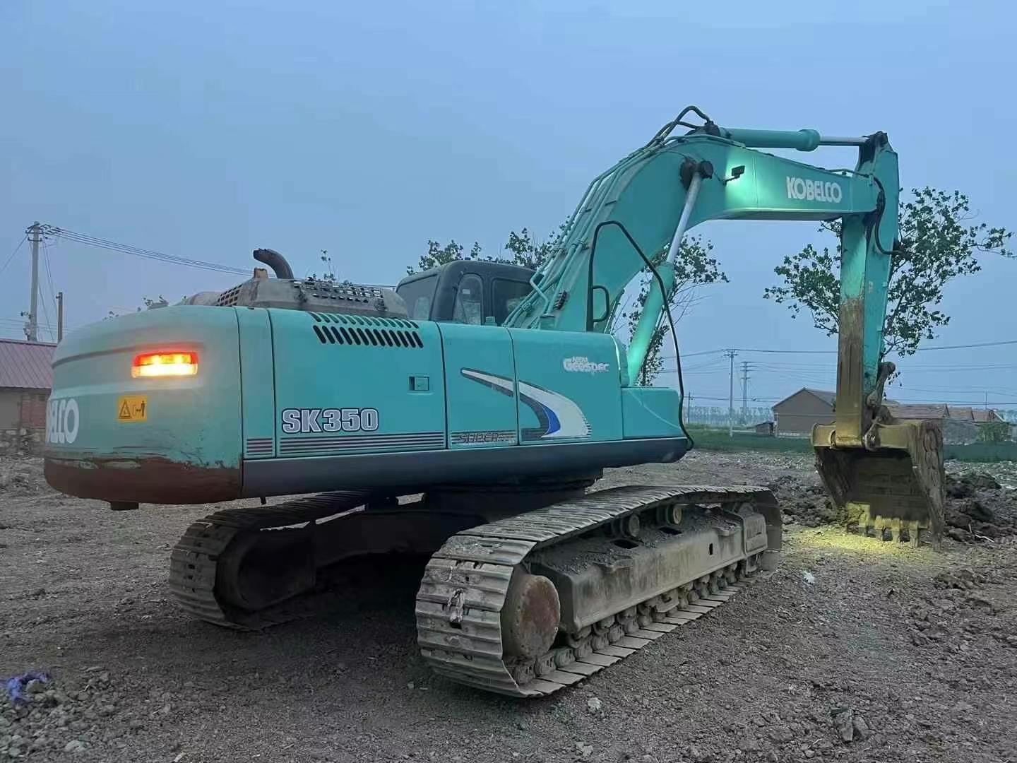 Buy Kobelco SK350-8 Used Excavator / 1