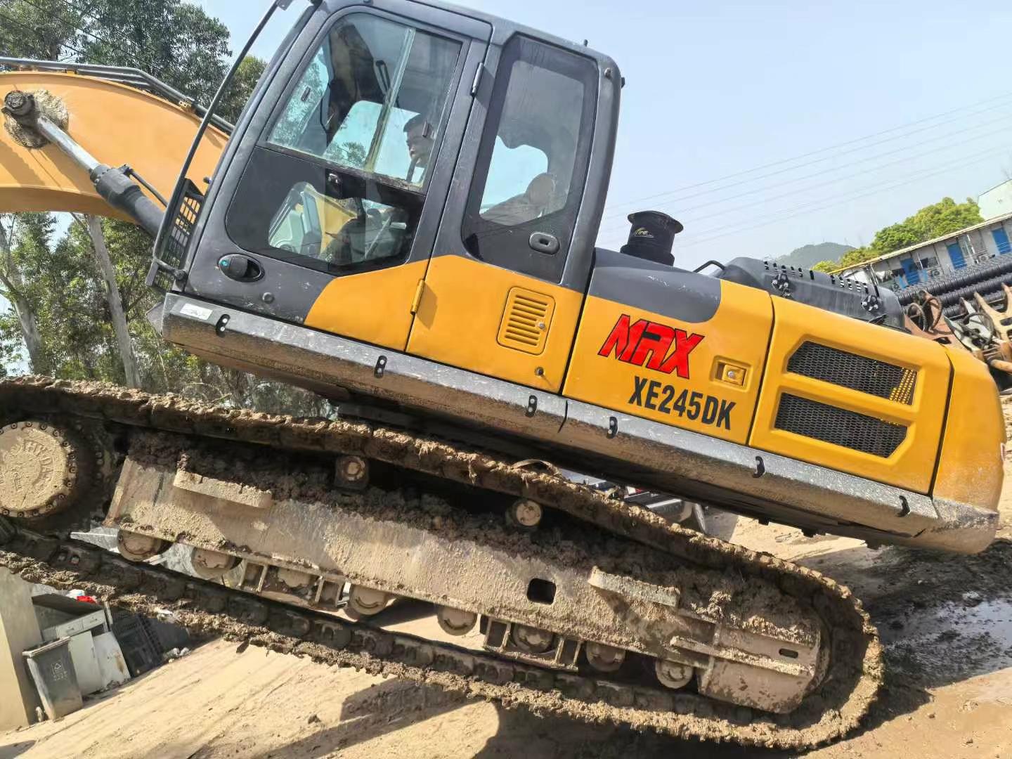 Buy XCMG XE3000 Used Excavator / 2 Used XCMG XE3000 Excavator 2021 Model / 2