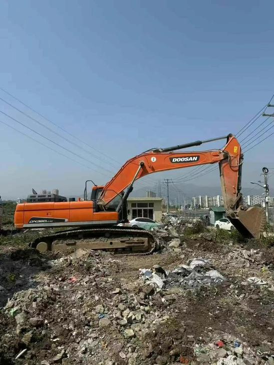 Buy Doosan DX80 Used Excavator / 1