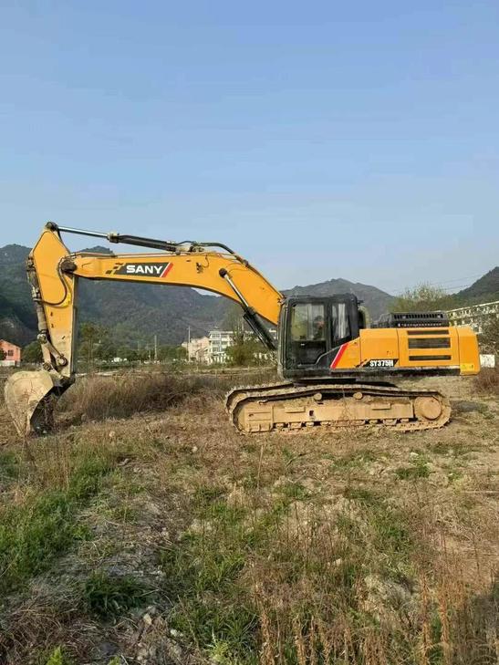 Buy Sany SY75 Used Excavator / 1