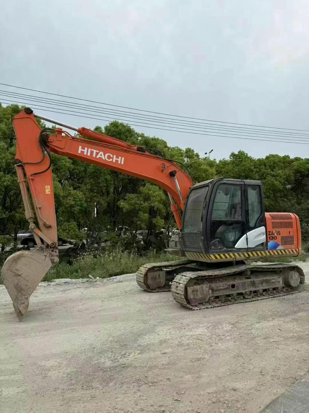 Buy Hitachi ZX130-5A Used Excavator / 1