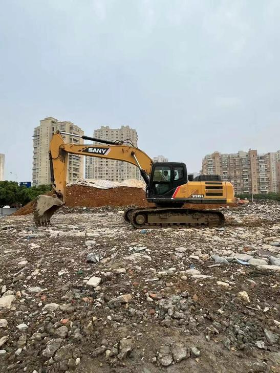 Buy Sany SY245H Used Excavator / 1