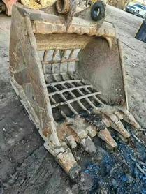 Buy XCMG XE370 Used Excavator / 5 Used XCMG XE370 Excavator 2016 Model / 5