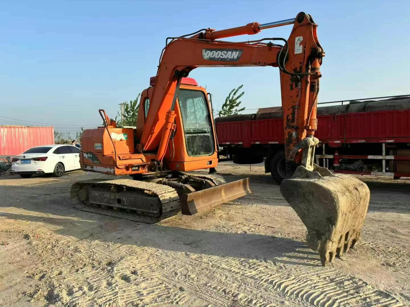 Buy Doosan DX80 Used Excavator / 4 Used Doosan DX80 Excavator 2013 Model / 4