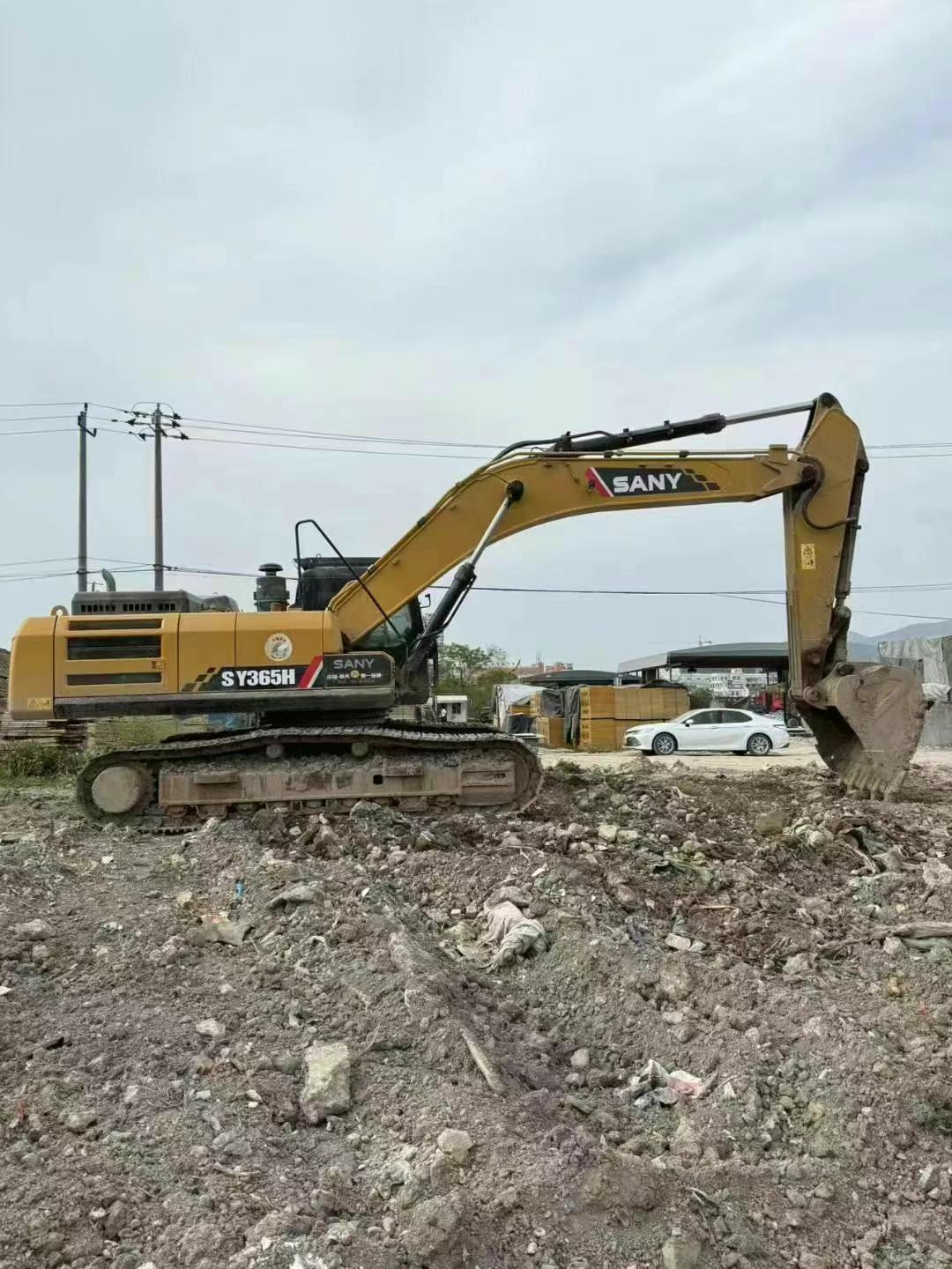 Buy Sany SY60 Used Excavator / 1