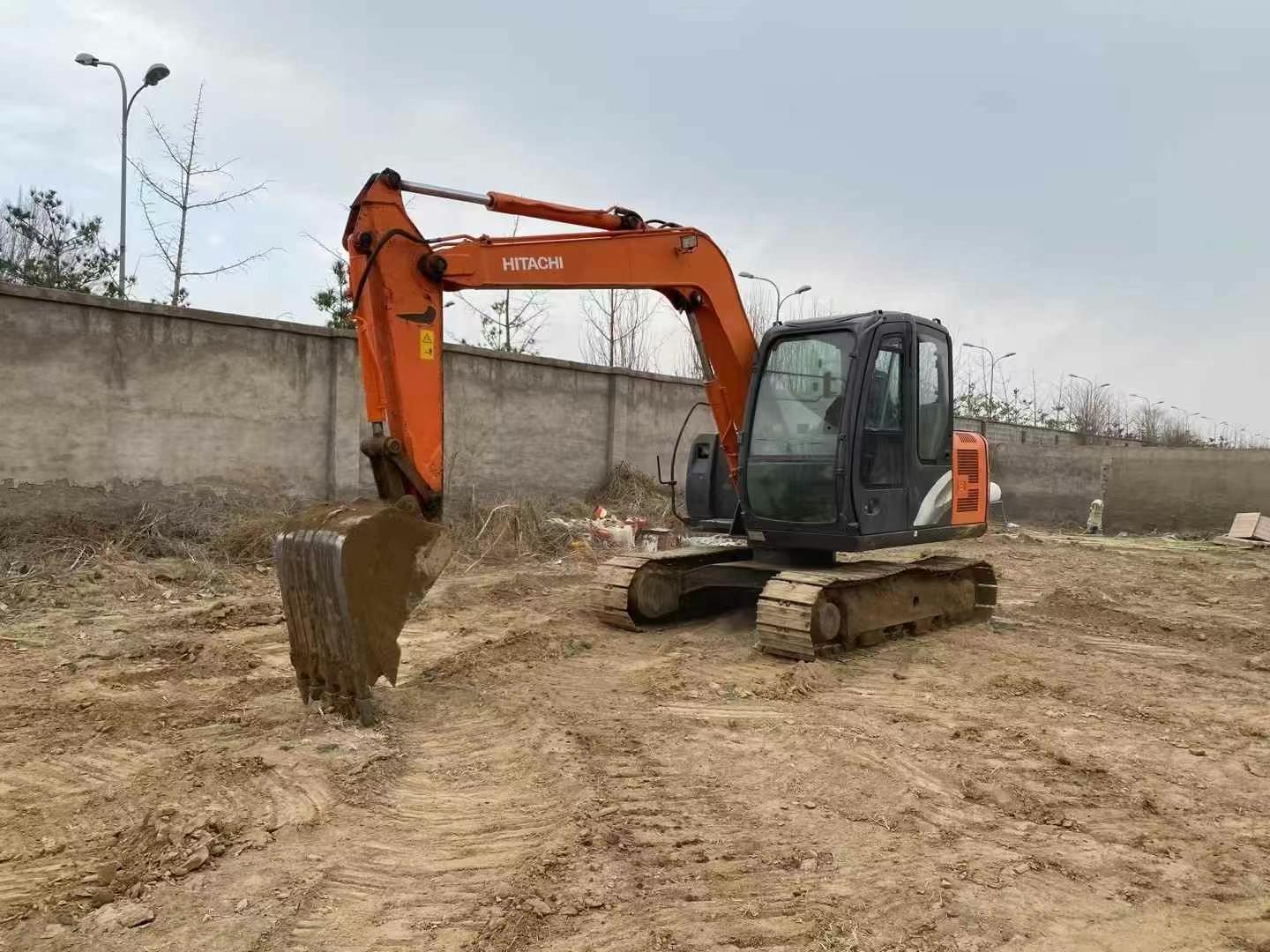 Buy Hitachi ZX70 Used Excavator / 1