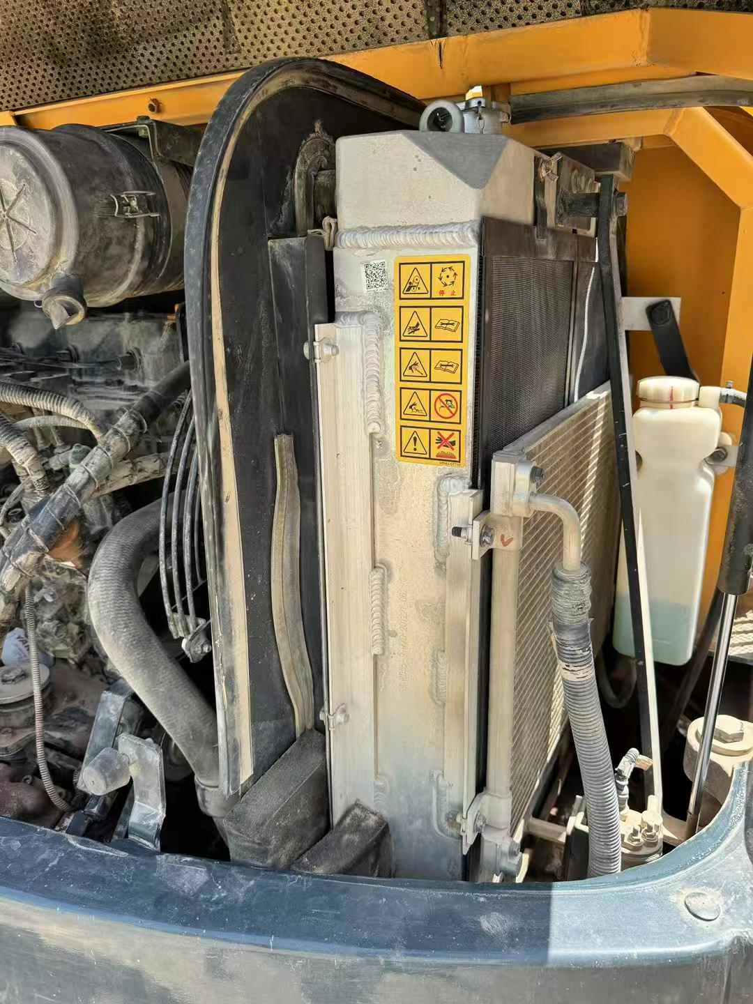 Buy Hyundai HX60 Used Excavator / 8 Used Hyundai HX60 Excavator 2021 Model / 8