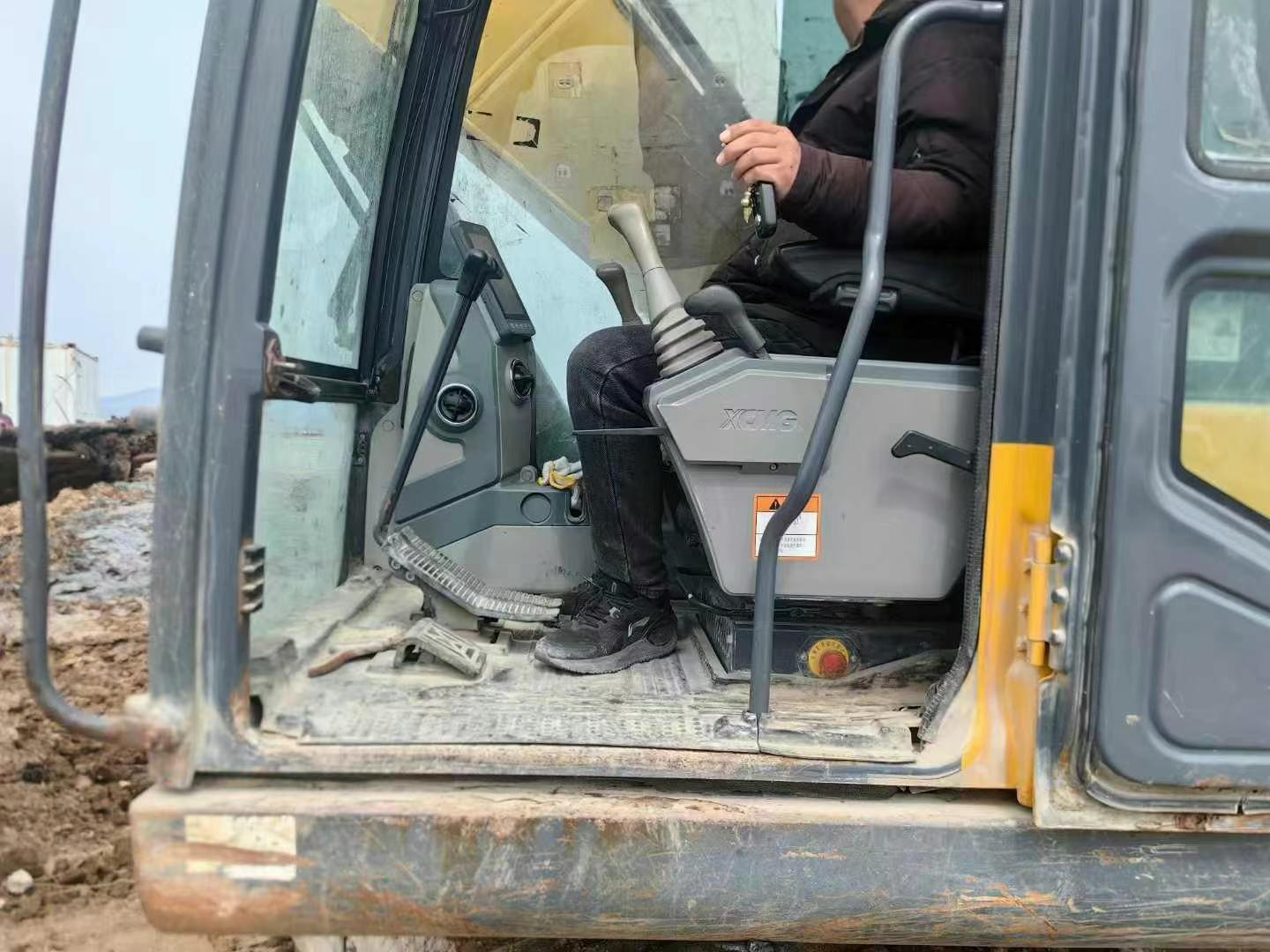 Buy XCMG LW200 Used Excavator / 9 Used XCMG LW200 Excavator 2019 Model / 9