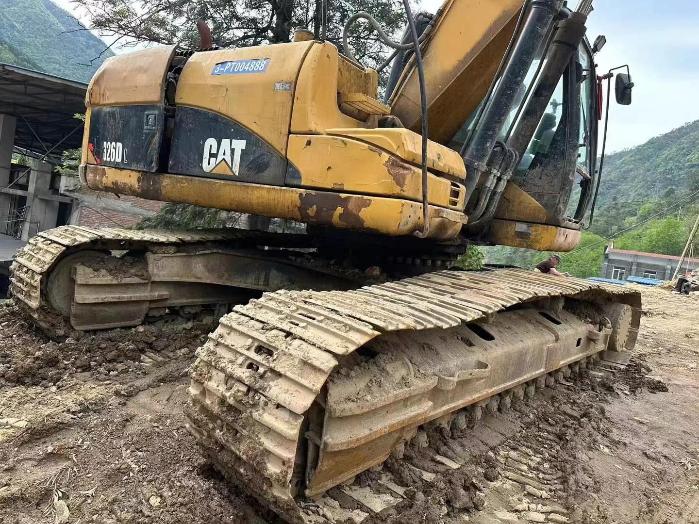 Buy Caterpillar 323 Used Excavator / 3 Used Caterpillar 323 Excavator 2016 Model / 3