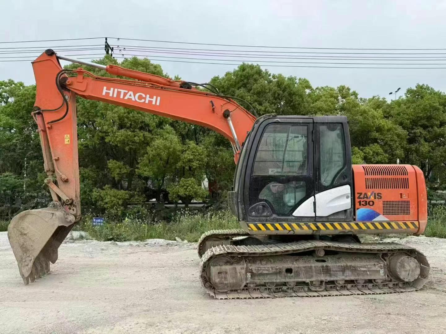 Buy Hitachi ZX130-5A Used Excavator / 1
