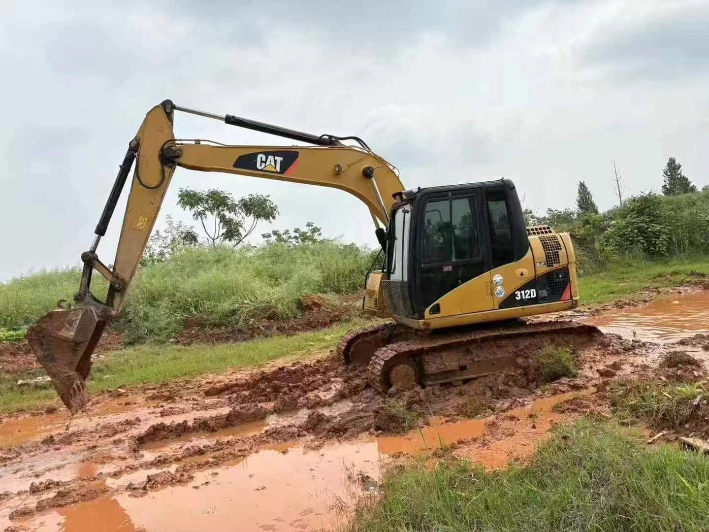 Buy Caterpillar 311 Used Excavator / 1