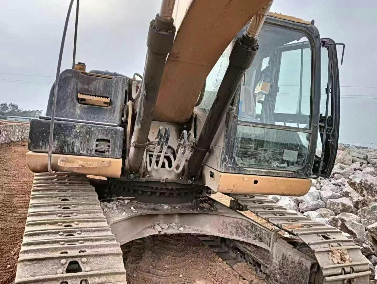 Buy Caterpillar 320D Used Excavator / 6 Used Caterpillar 320D Excavator 2016 Model / 6