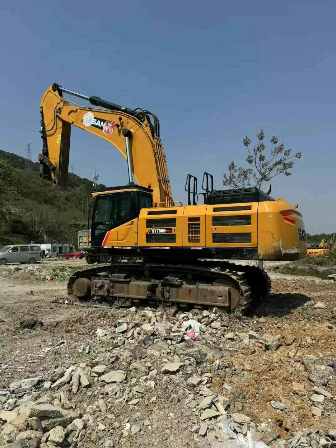 Buy Sany SY750H Used Excavator / 1