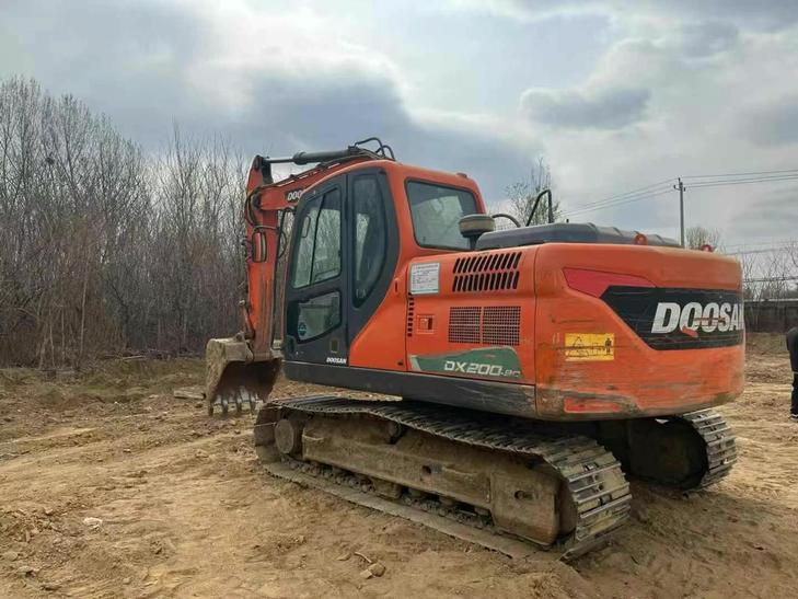 Buy Doosan DX130-9C Used Excavator / 1