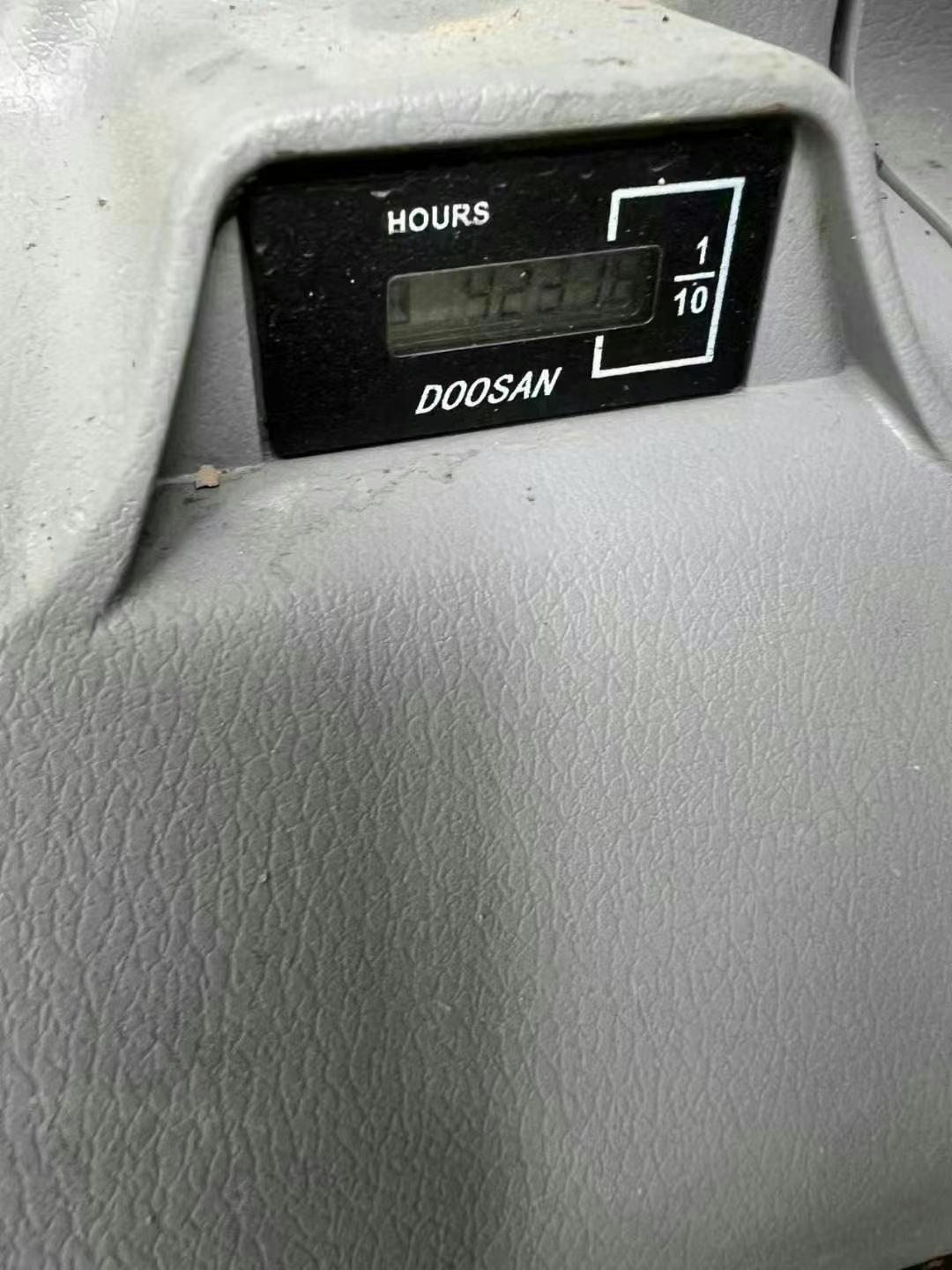 Buy Doosan DX500 Used Excavator / 4 Used Doosan DX500 Excavator 2016 Model / 4