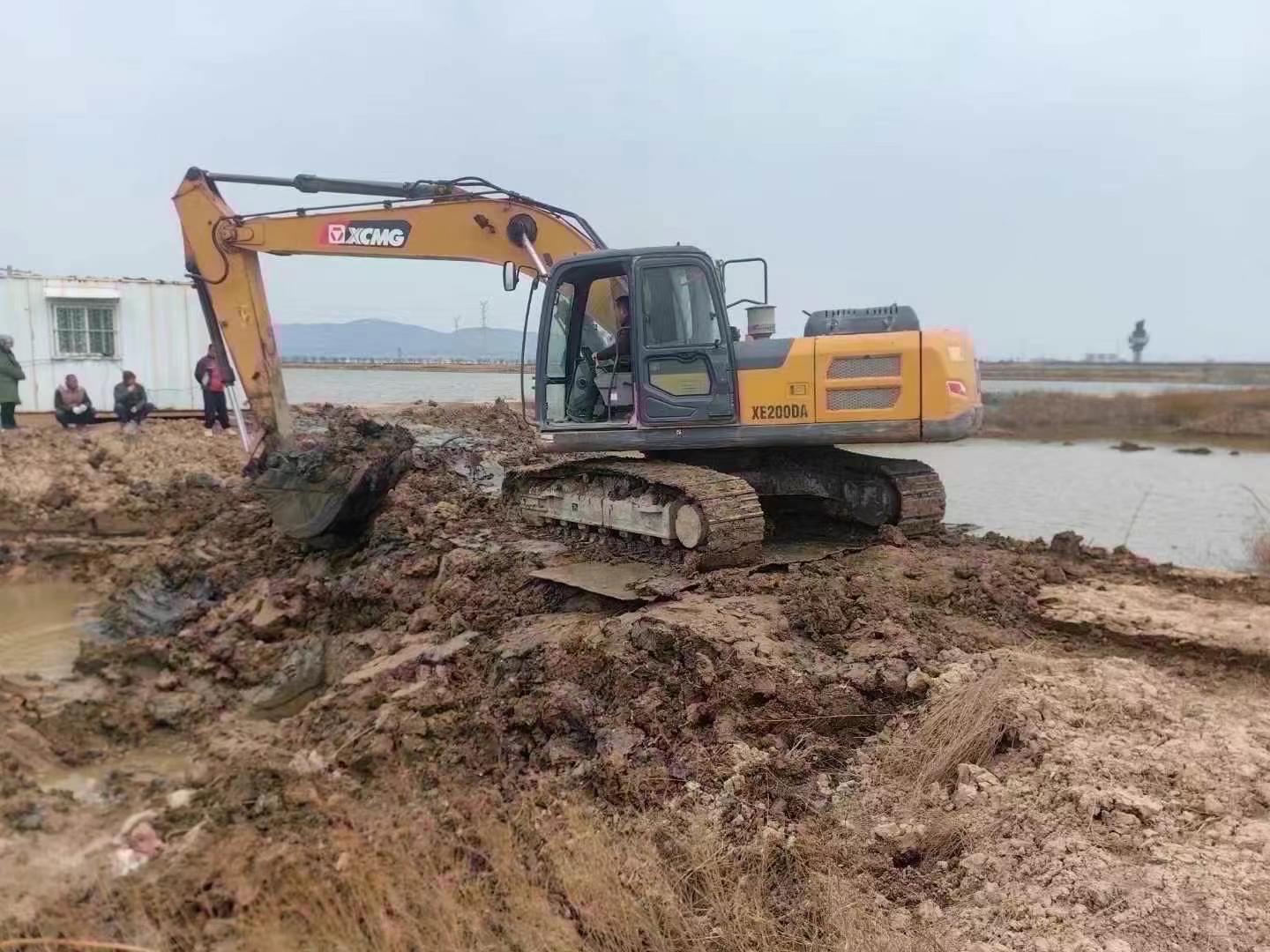 Buy XCMG LW200 Used Excavator / 1